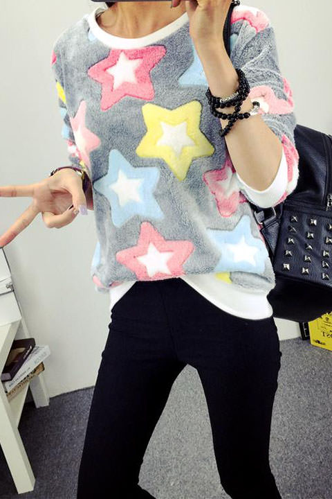 Фото товара 8816, плюшевая толстовка с принтом звезды